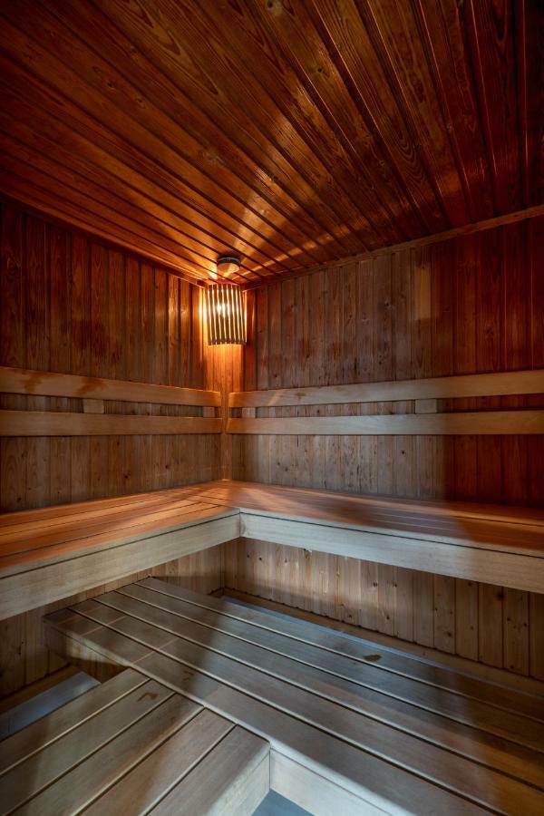 DorEsz Wellness Panzió Bed and Breakfast Újhartyán Exterior foto